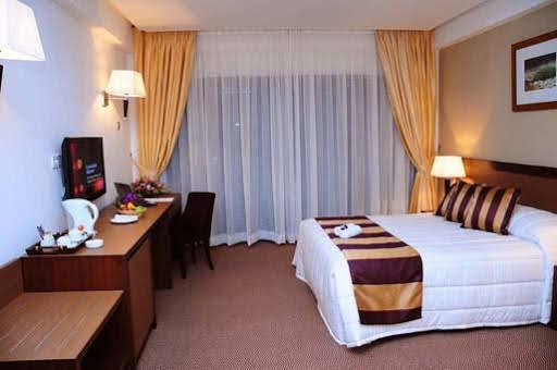 Puri Pujangga Hotel Bangi Exterior foto
